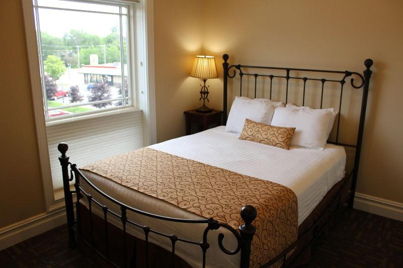 Riverwalk Place Resort & Spa image