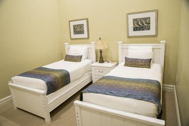 Riverwalk Place Resort & Spa image