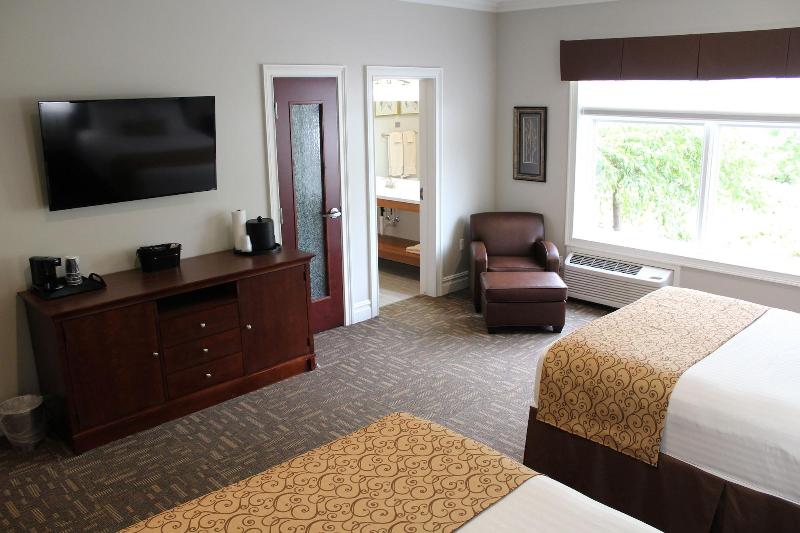 Riverwalk Place Resort & Spa image