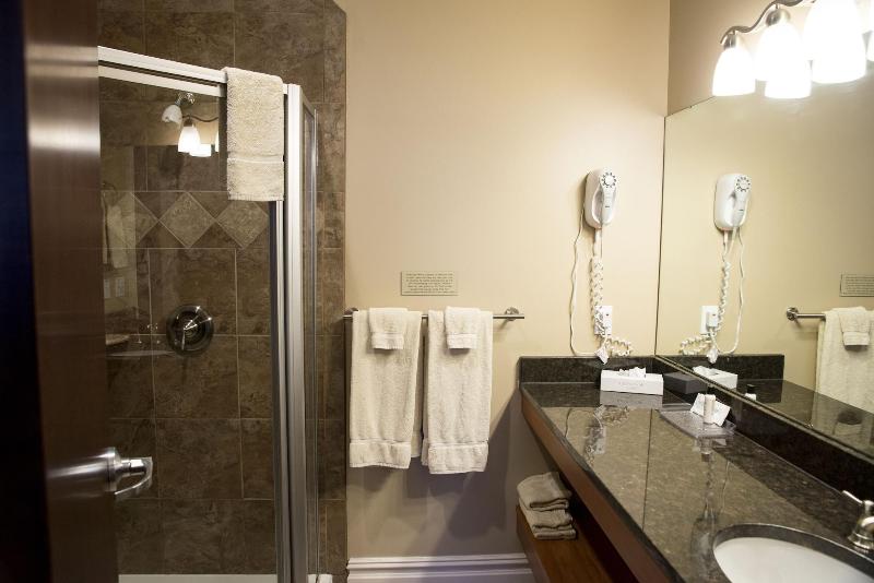 Riverwalk Place Resort & Spa image