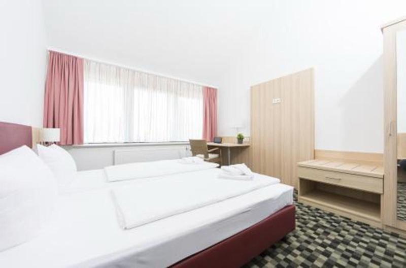Hotel Saxenhof der Rhöner Botschaft image