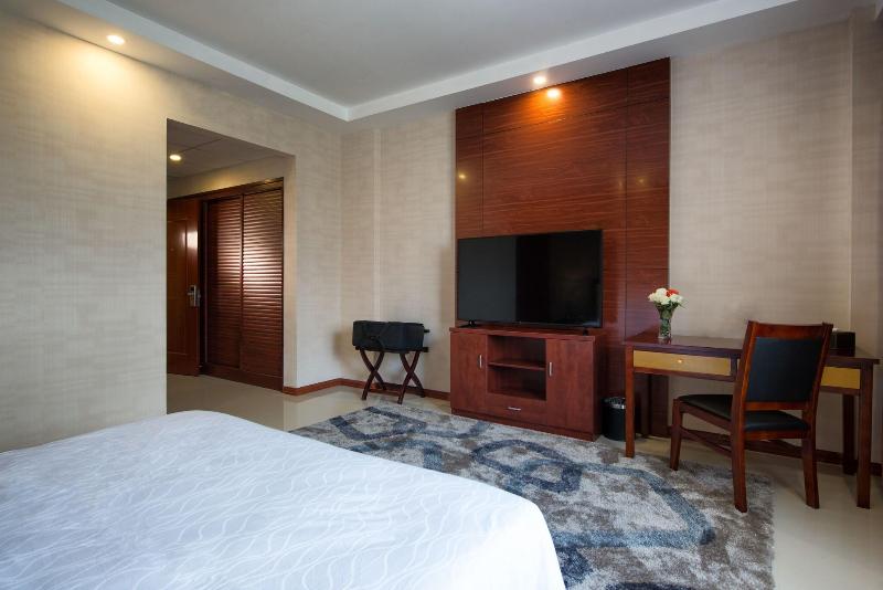 The Farmington Hotel image