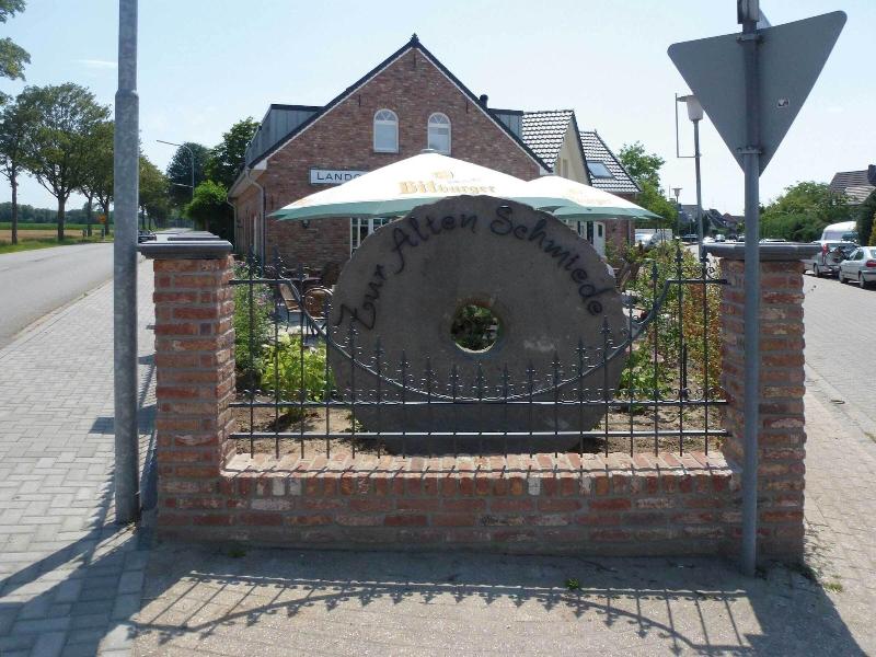 Zur Alten Schmiede image