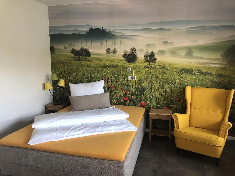 Zur Alten Schmiede image