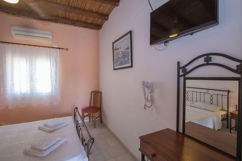 Dimitris Rooms image