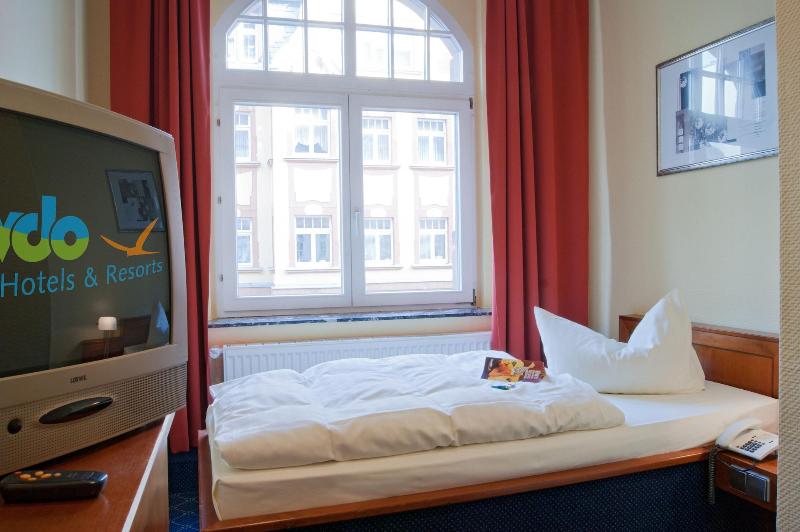 Hotel Deutsches Haus image