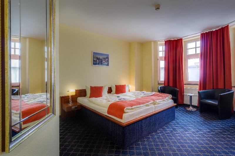Hotel Deutsches Haus image