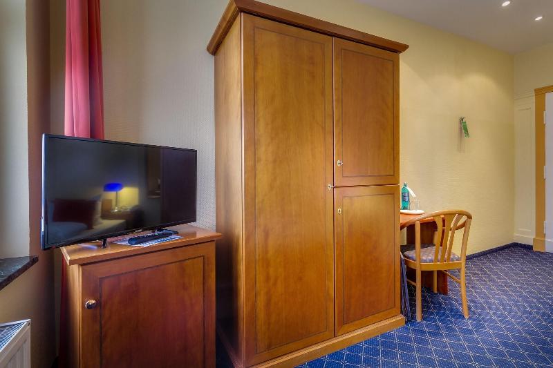 Hotel Deutsches Haus image