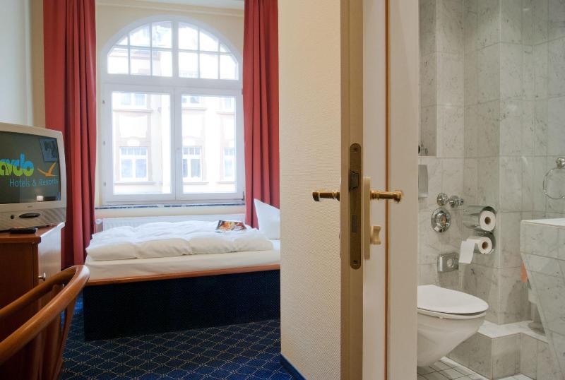 Hotel Deutsches Haus image