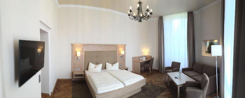 Jagdschloss Walkenried - Hotel Residenz Rose image