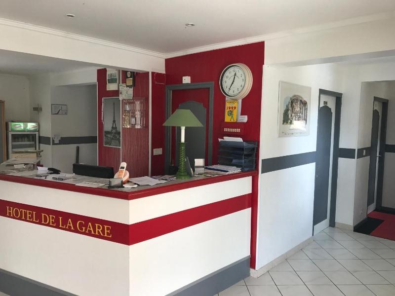 Hotel De La Gare image