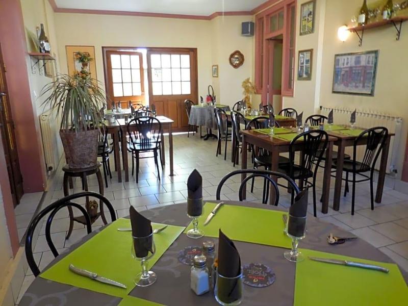 Hotel De La Gare image