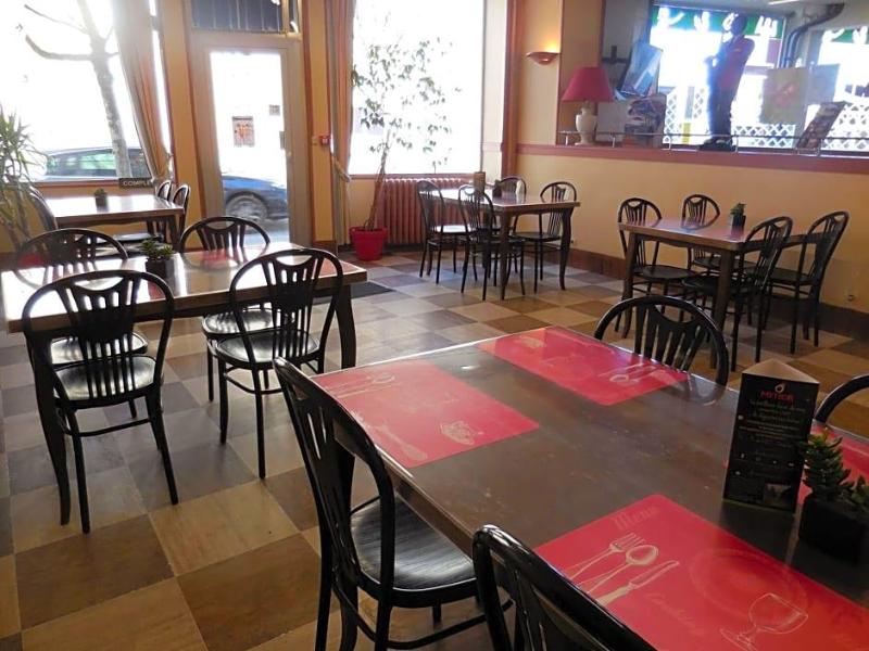 Hotel De La Gare image