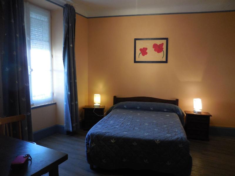 Hotel De La Gare image