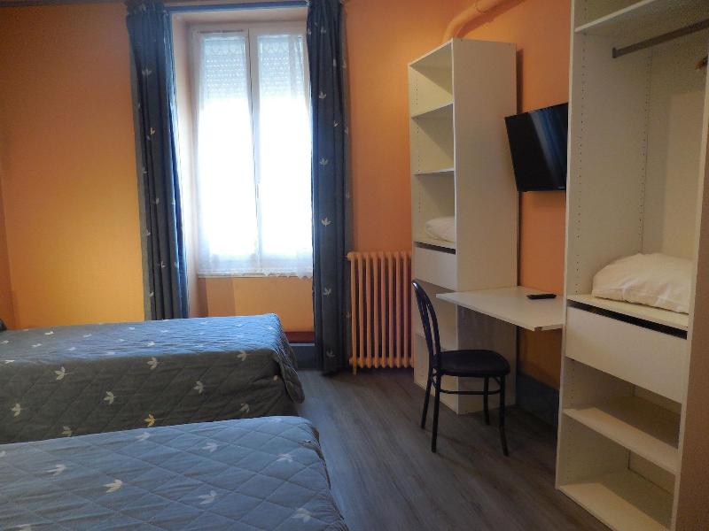 Hotel De La Gare image
