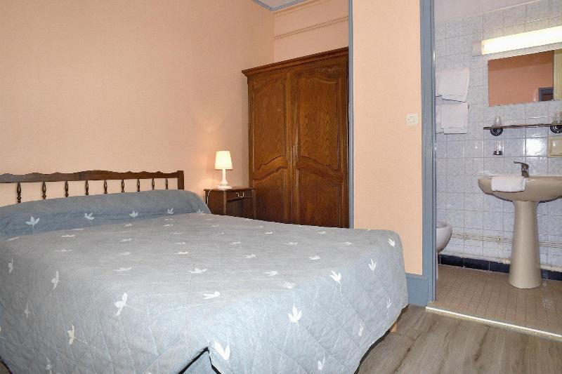 Hotel De La Gare image