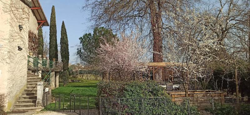 Le Park Des Collines image