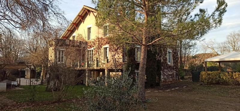 Le Park Des Collines image
