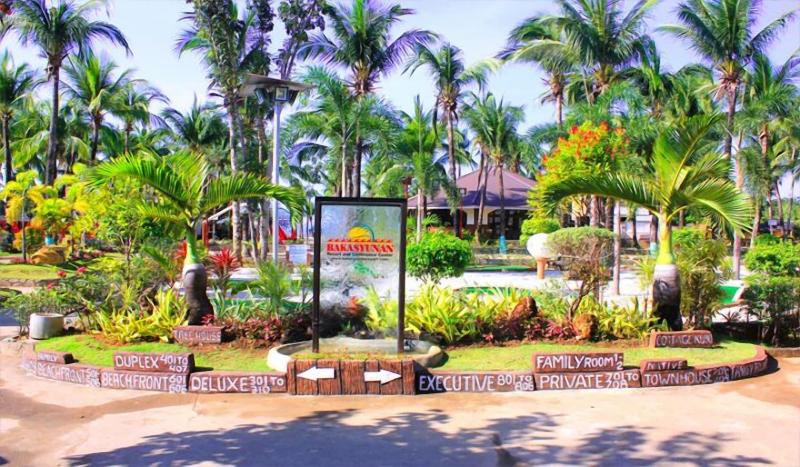 Bakasyunan Resort Zambales image