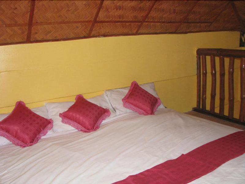 Bakasyunan Resort Zambales image