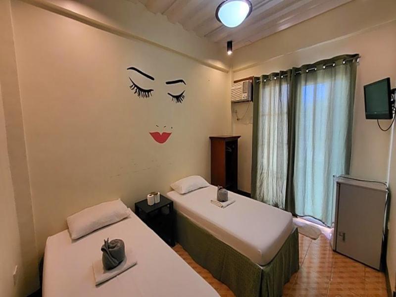 Bakasyunan Resort Zambales image