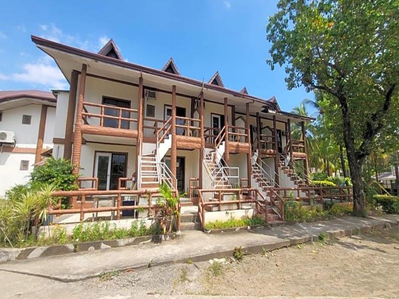 Bakasyunan Resort Zambales image