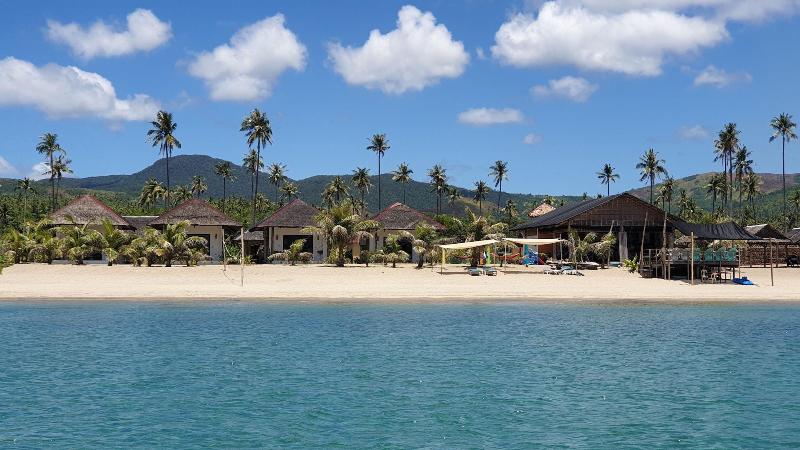 Footprints Beach Resort image