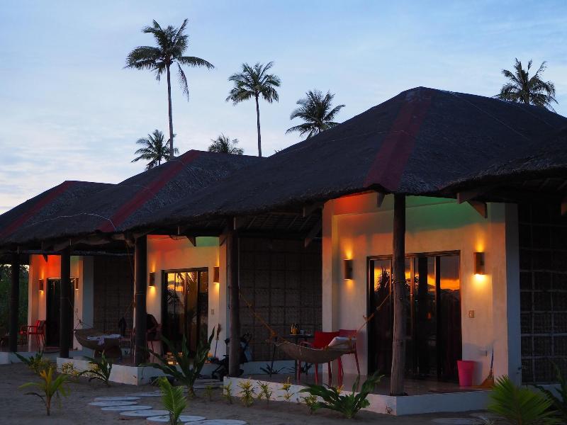 Footprints Beach Resort image