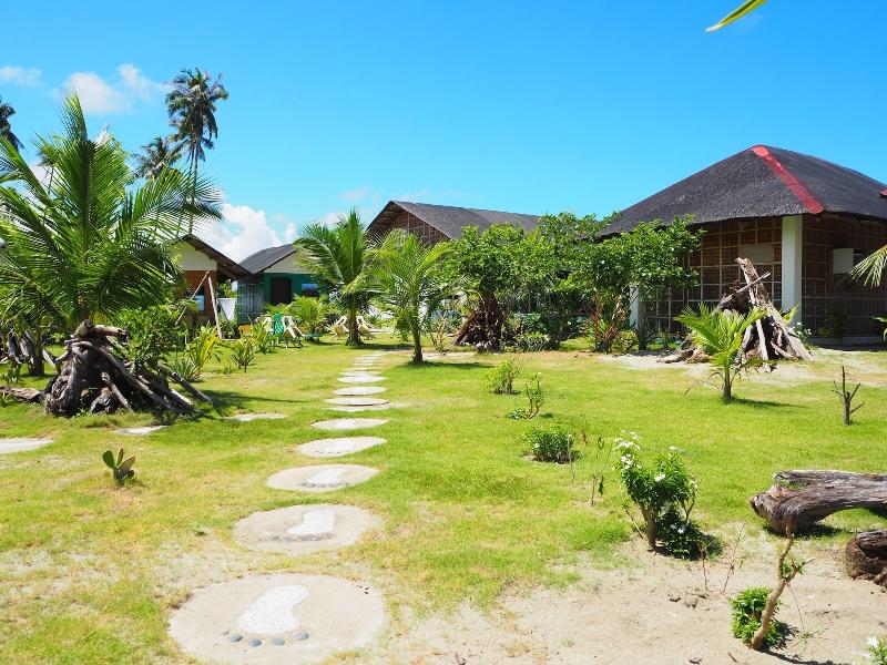 Footprints Beach Resort image