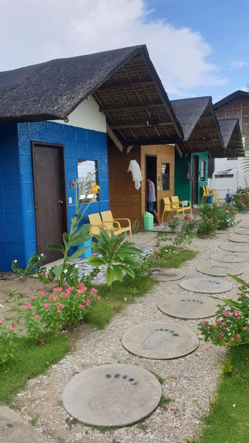 Footprints Beach Resort image