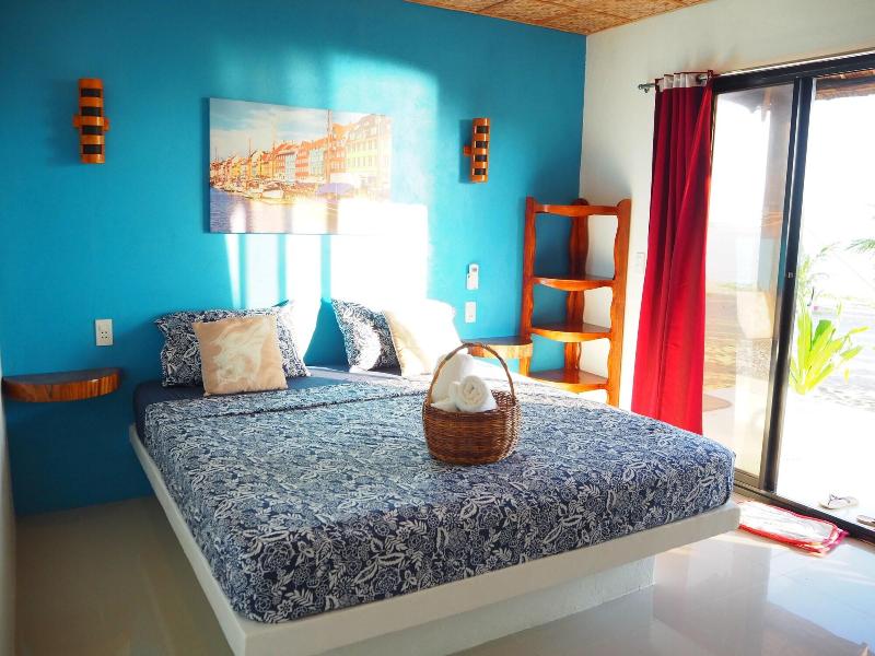 Footprints Beach Resort image
