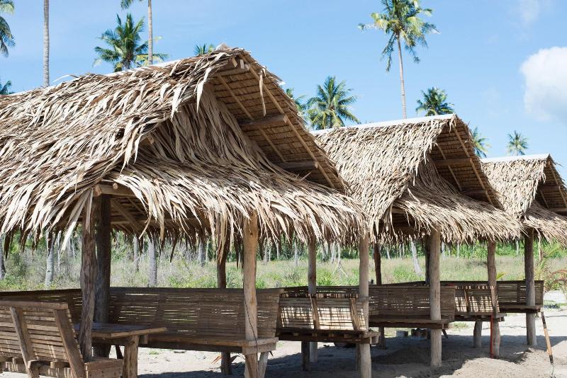 Footprints Beach Resort image