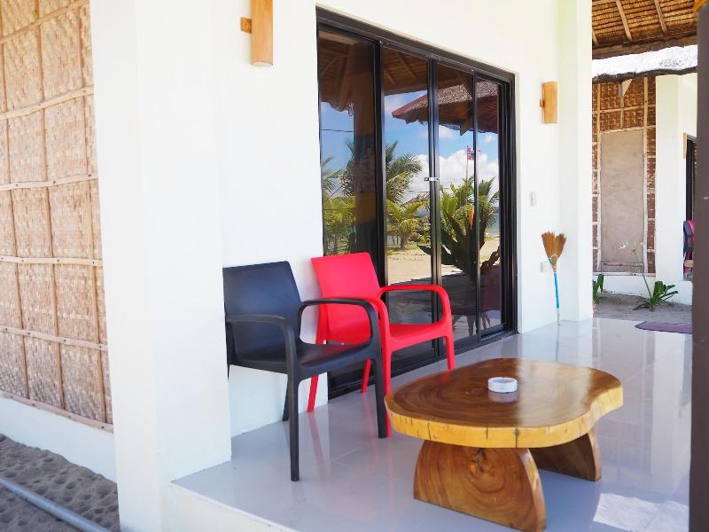 Footprints Beach Resort image