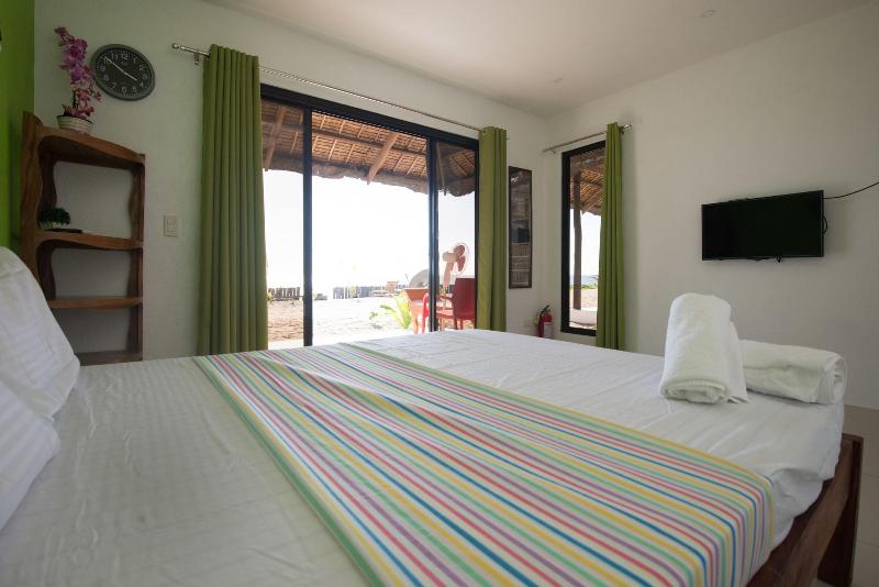 Footprints Beach Resort image