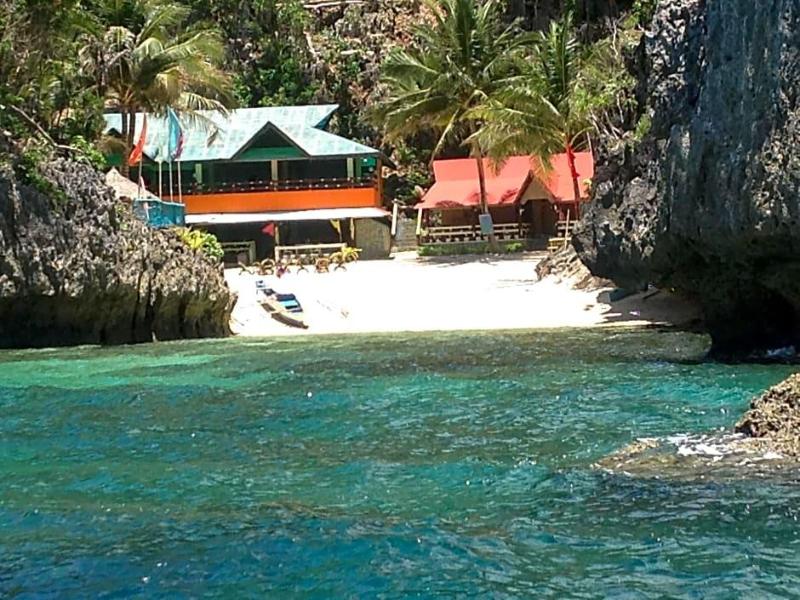 Turtle Cove Island Resort image