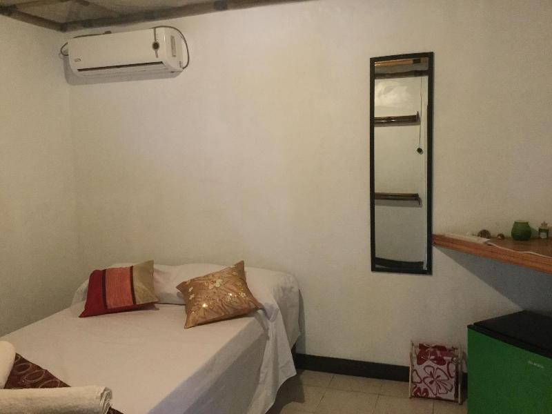 Turtle Cove Island Resort image