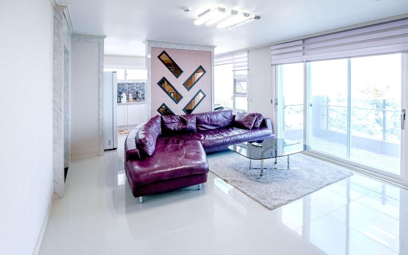 Pohang Pinewave Sea & Spa Pension image