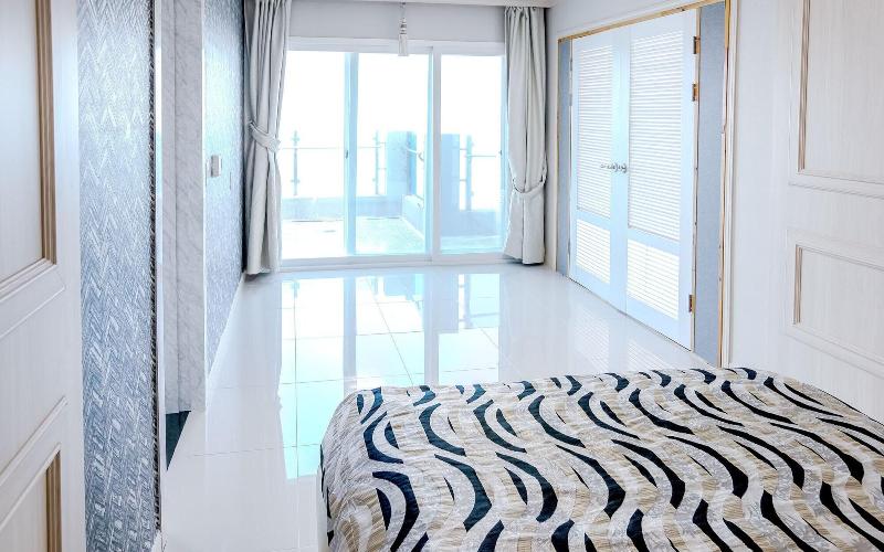 Pohang Pinewave Sea & Spa Pension image