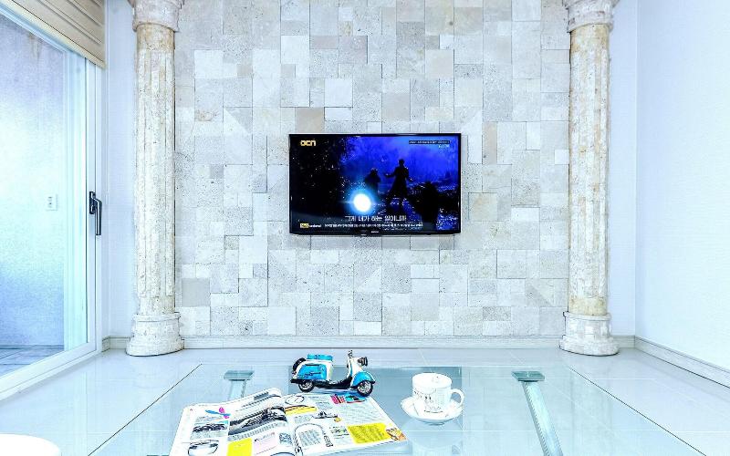 Pohang Pinewave Sea & Spa Pension image