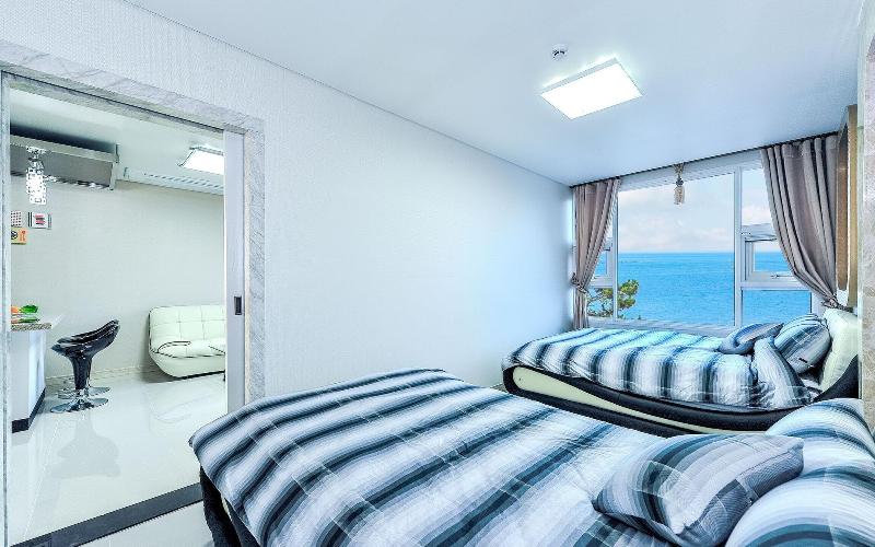 Pohang Pinewave Sea & Spa Pension image