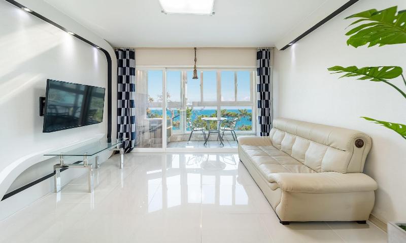 Pohang Pinewave Sea & Spa Pension image