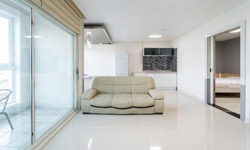 Pohang Pinewave Sea & Spa Pension image