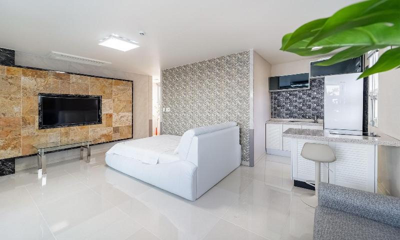 Pohang Pinewave Sea & Spa Pension image