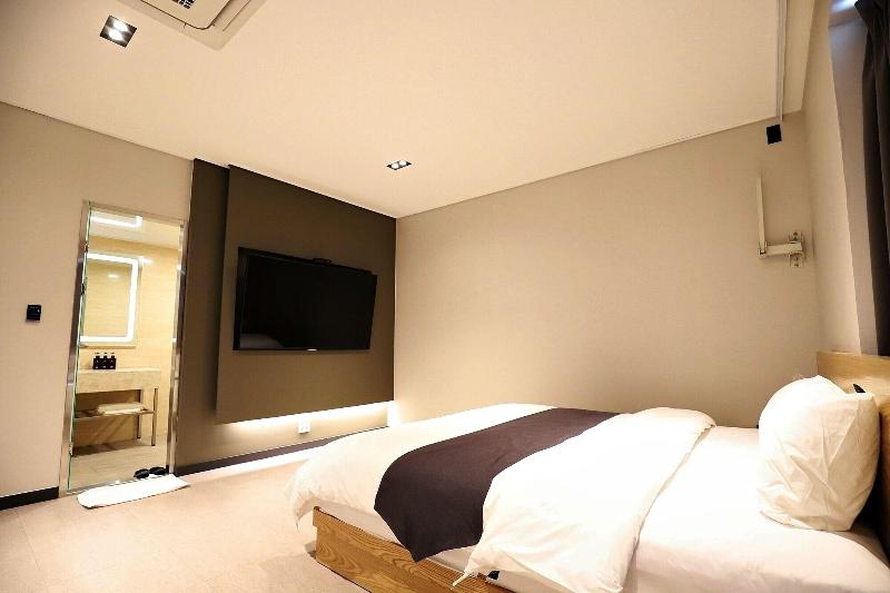 Dongducheon Hotel The Gray image