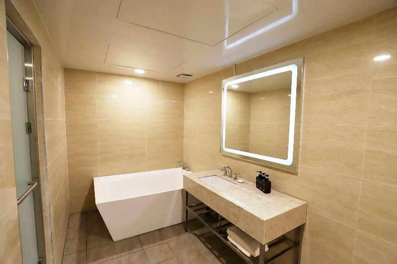 Dongducheon Hotel The Gray image