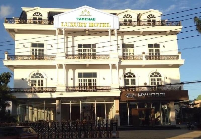 Tam Chau Luxury Hotel image