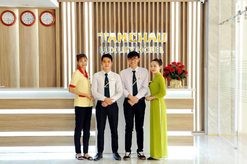 Tam Chau Luxury Hotel image