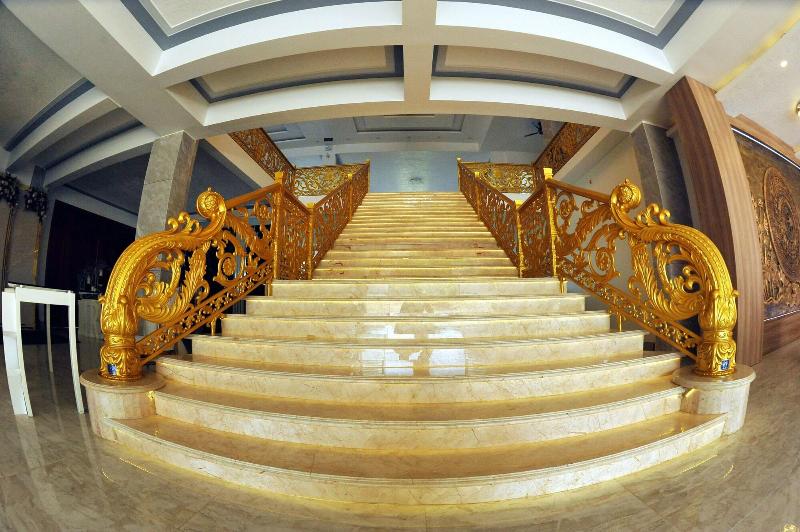 Tam Chau Luxury Hotel image