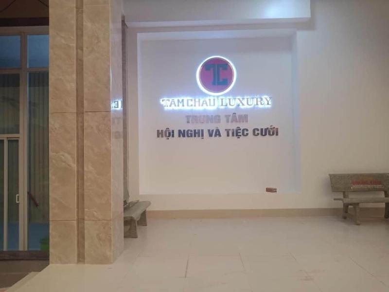 Tam Chau Luxury Hotel image