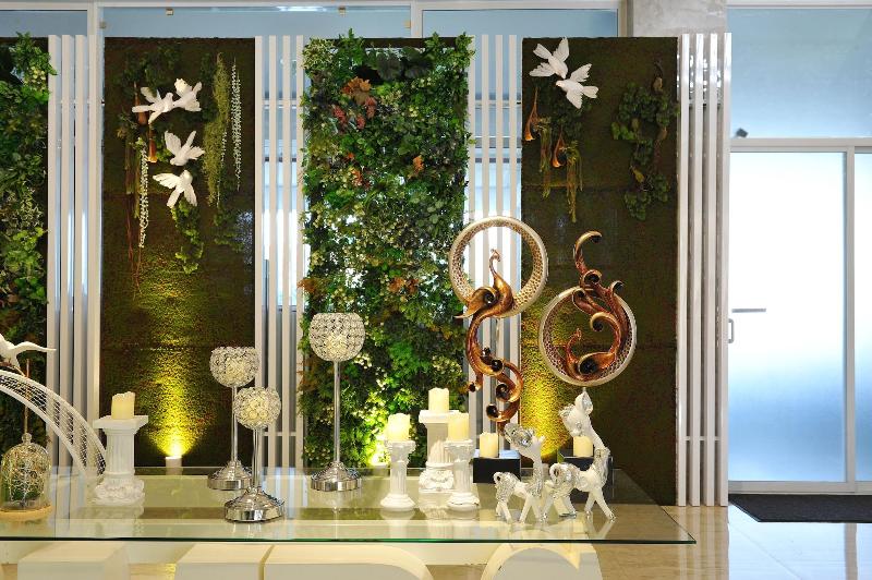 Tam Chau Luxury Hotel image